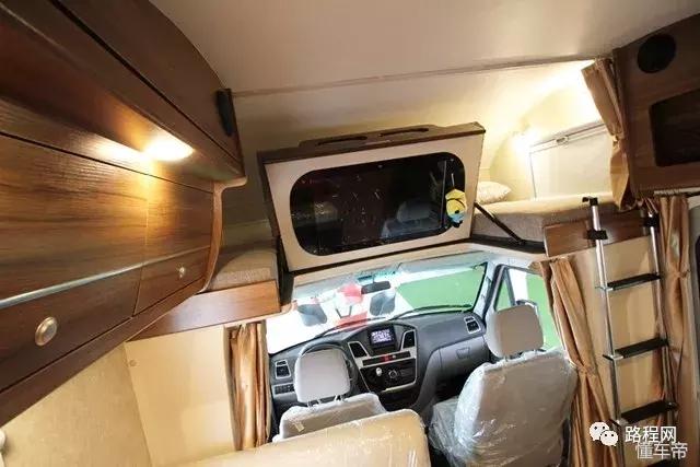 最新凯伦宾威双拓展房车价格,进口依维柯凯伦宾威二手