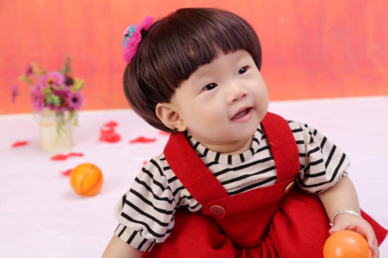 宝宝湿疹结痂如何护理 (2个月大的宝宝脸部湿疹如何护理)