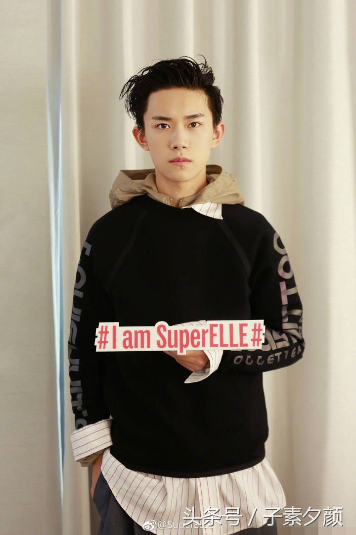 易烊千玺mj舞蹈对比张艺兴,千玺张艺兴王嘉尔舞蹈