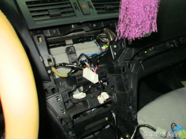 马自达睿翼音响升级中置,马自达睿翼轿跑改音响视频