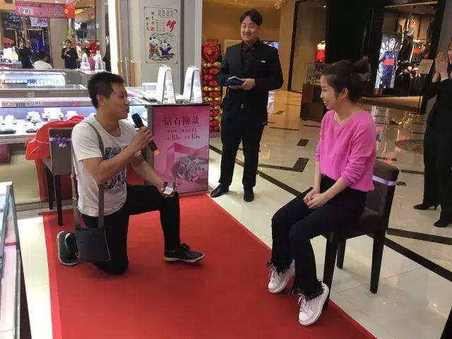 买戒指男朋友说没钱,买珠宝被骗他说不想要可以退货吗