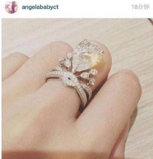 安以轩戴钻戒视频,安以轩10克拉钻戒多少钱