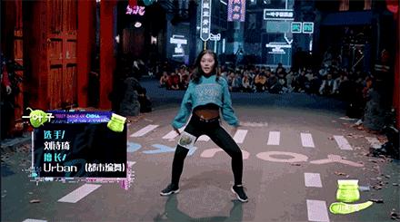 七岁小孩跳街舞很酷的感觉 (小孩喜欢跳的街舞又简单又好玩)