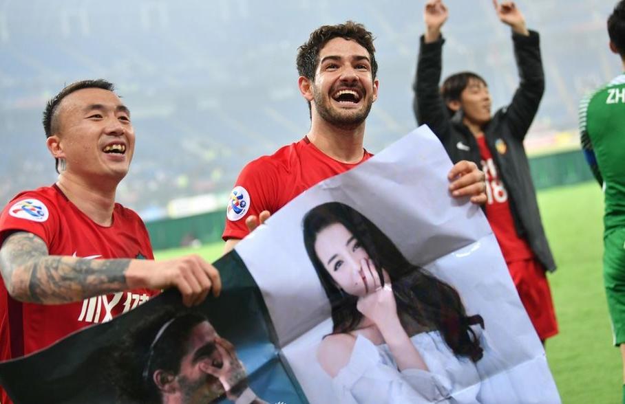 帕托回米兰消息,帕托回巴西了吗