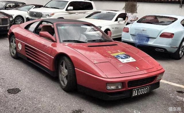 中国首位劳斯莱斯的车主,全球唯一一辆劳斯莱斯和迈巴赫