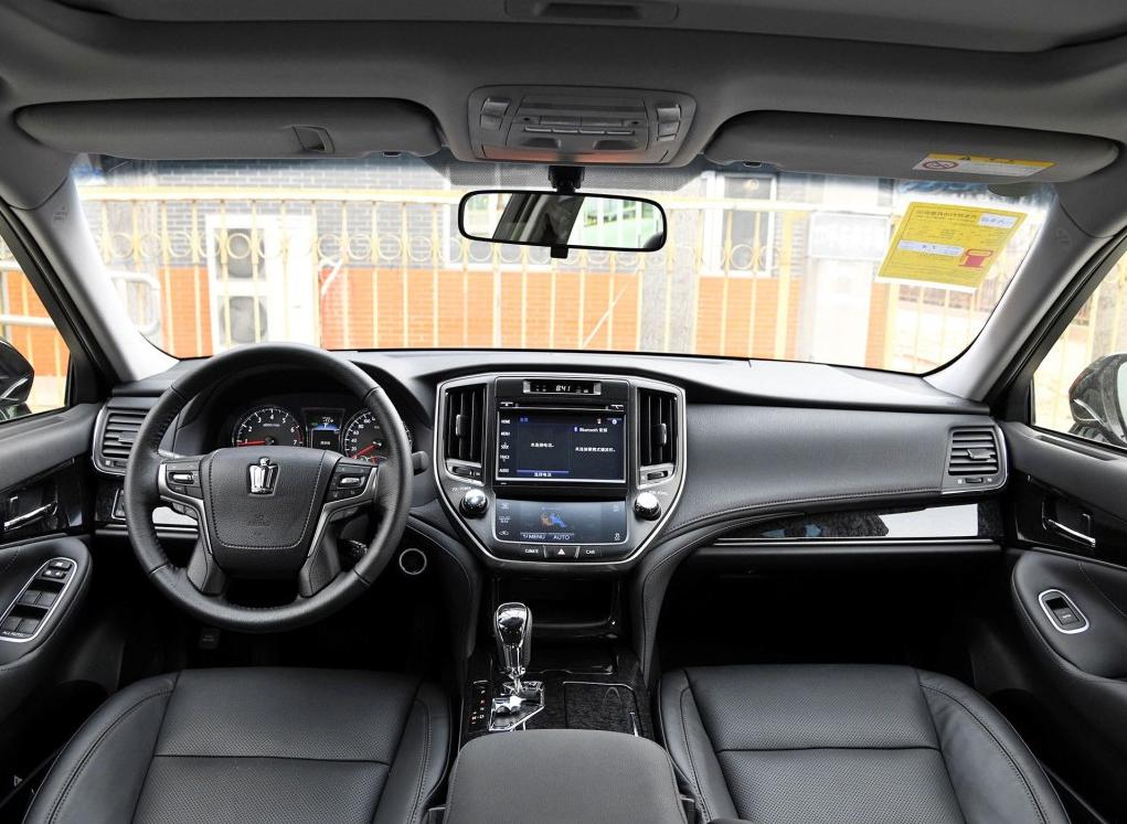 2018款丰田皇冠的隔音,12代皇冠隔音还是13代皇冠隔音好