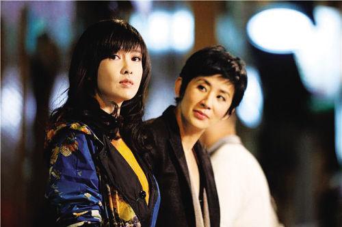 同性恋是否需要有个孩子?她们意外怀孕,还决定生下自己的孩子