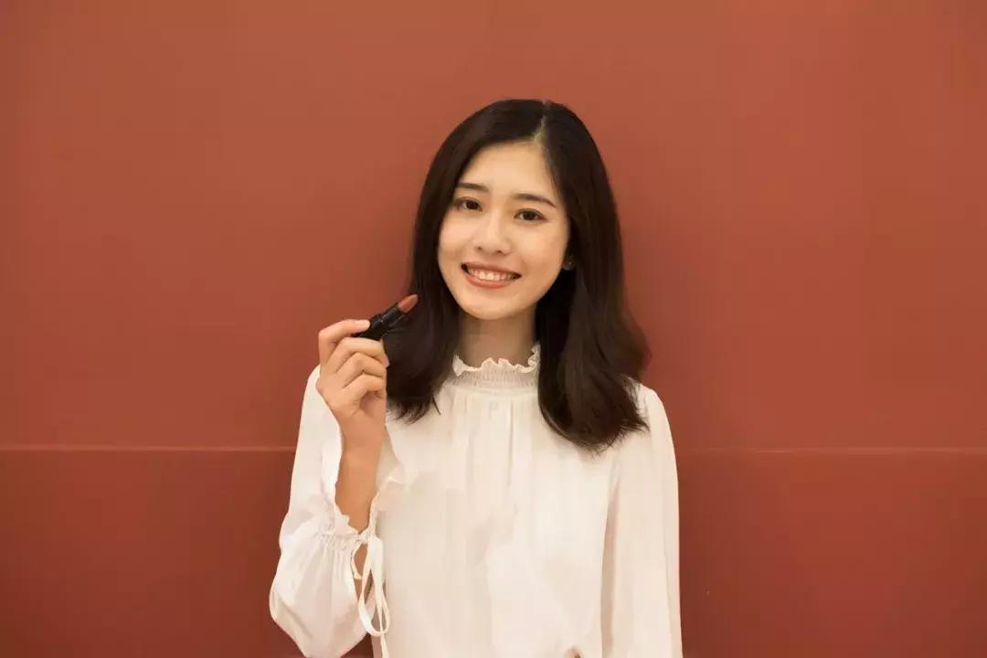 美妆好看的颜色,30块钱以下平价好用的口红或唇釉