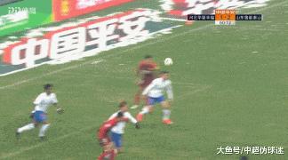 国际足联最新禁区内手球判点规则,鲁能刘军帅争议手球判罚