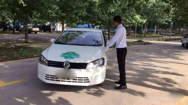 驾校教练工资和学员通过率挂钩吗,济南驾校教练工资一般多少