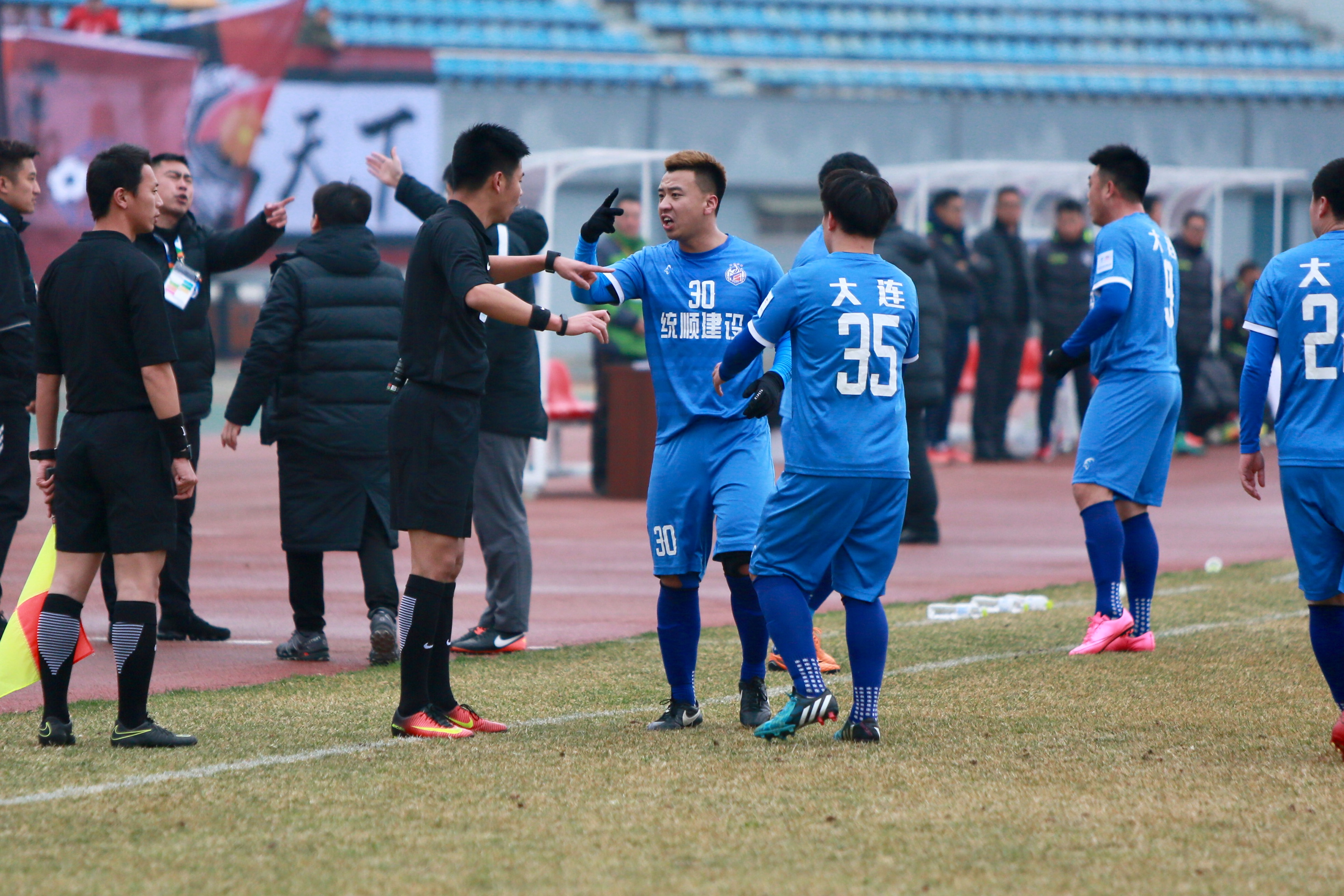 淄博星期天队比赛视频,淄博星期天足协杯战报