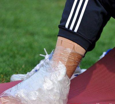 小腿肌肉拉伤症状图片,小腿肌肉拉伤怎么按摩