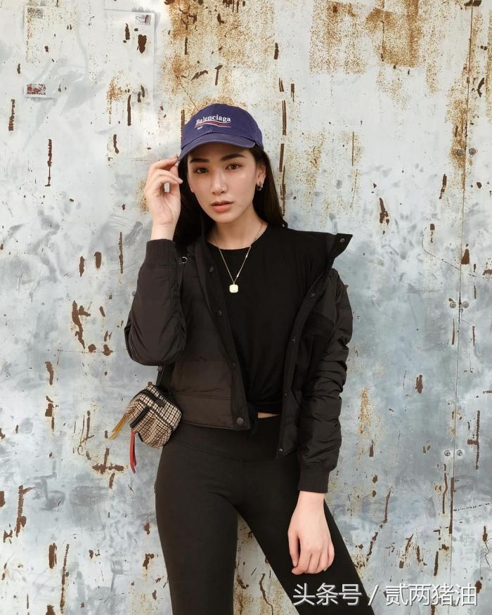 别再一成不变的穿你的Tee了，来些不一样的吧~