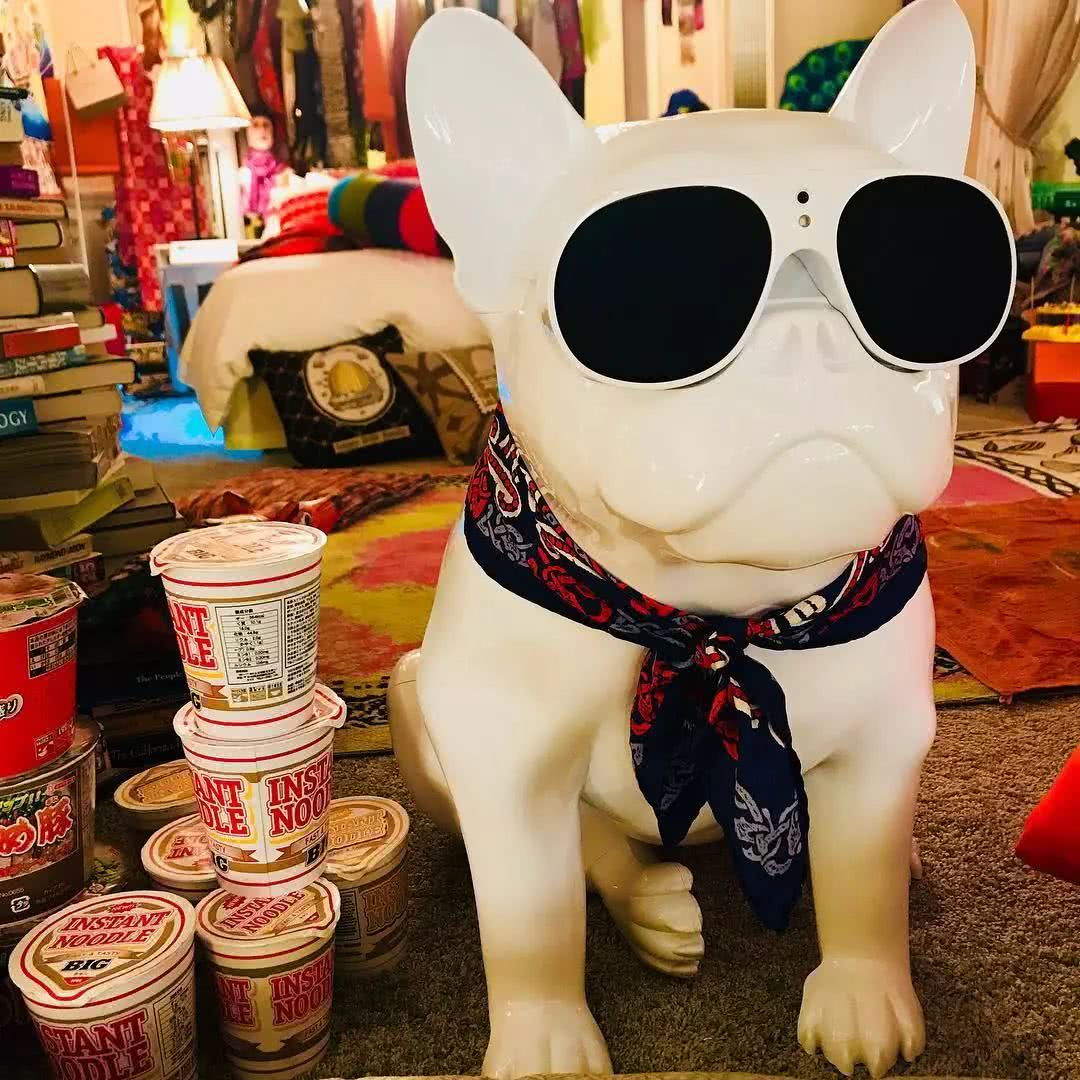 苍井空又出新作品了，这一次的人设华丽的转身