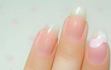 快速涂好指甲油的方法,学一下指甲油的正确涂法