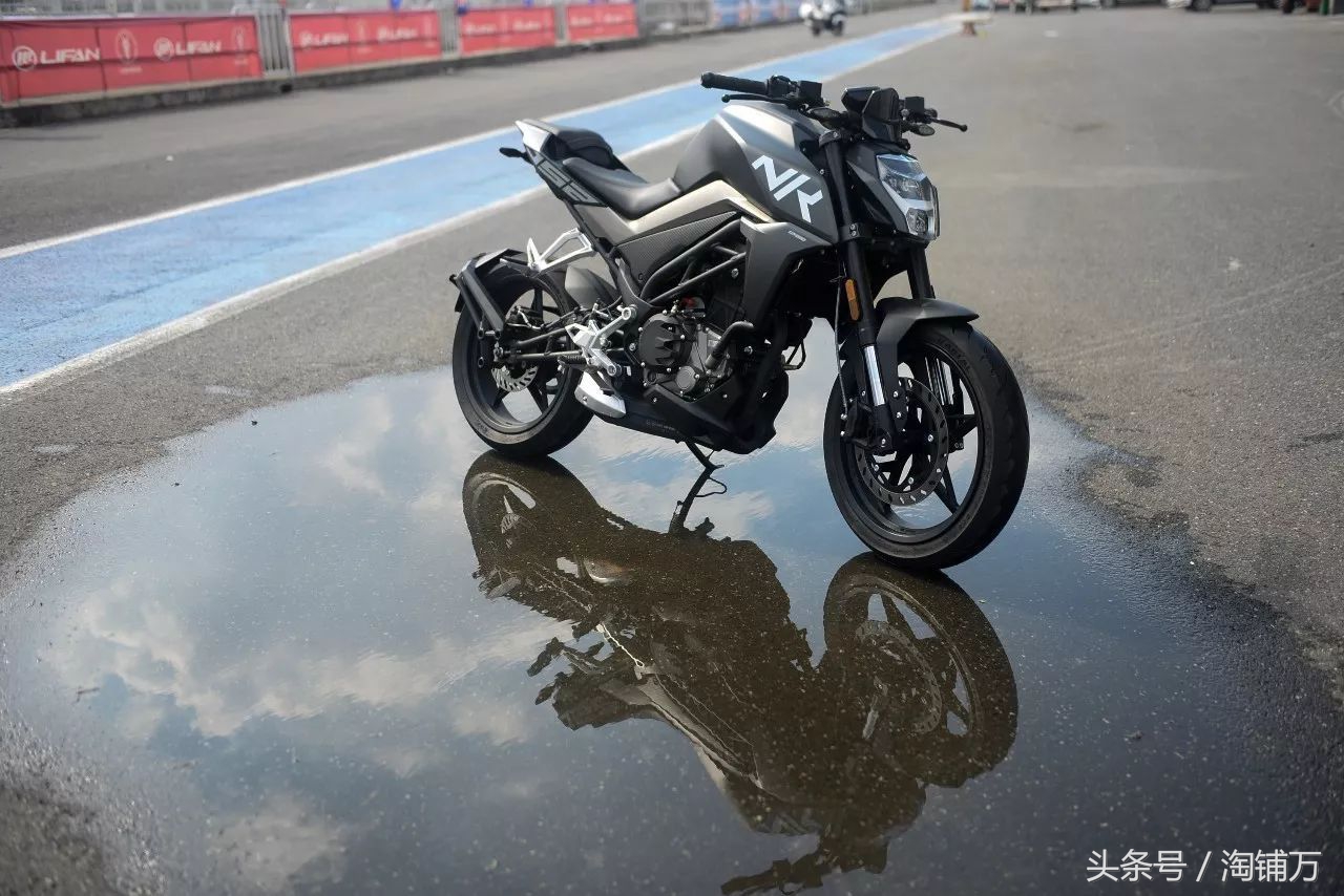 春风250sr和春风250nk数据对比,最强250和最弱250