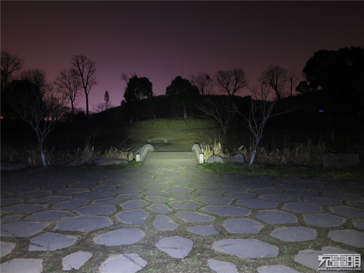 百变精灵ROFISR2手电入手体验