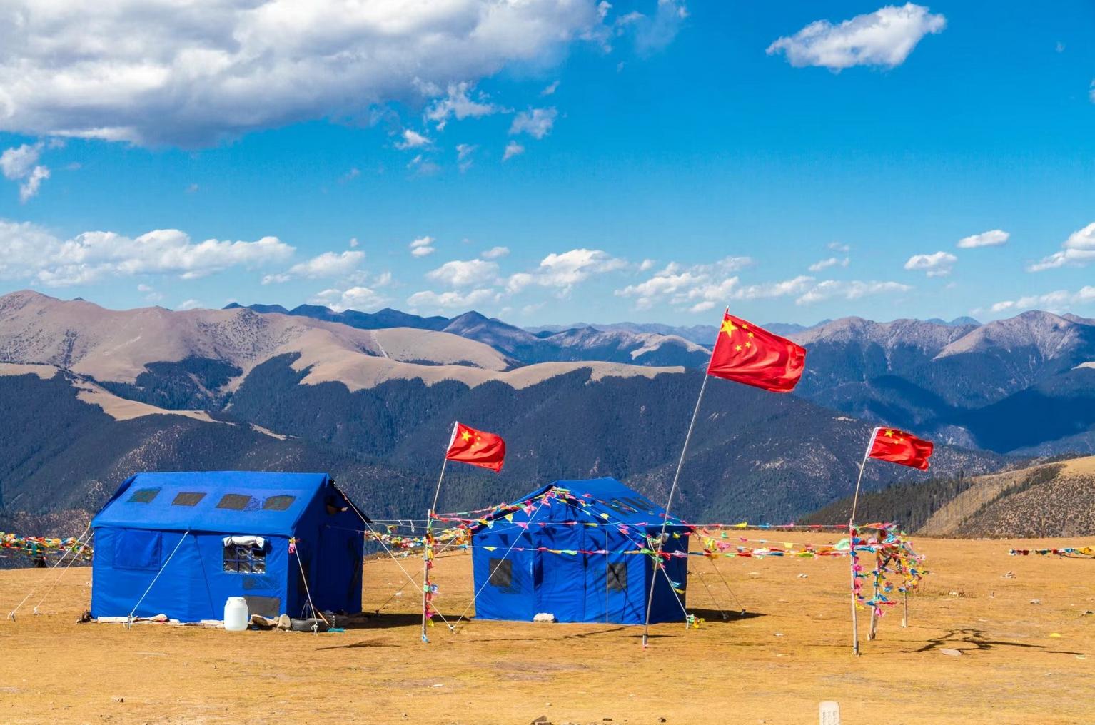 去日本旅游看到的一部车,自驾藏西