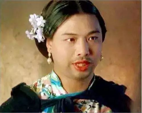 女生长唇毛怎么治,把唇毛刮了怎么抑制唇毛生长