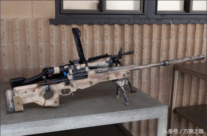 美国海军陆战队强力侦察连,美国陆战队特种兵装备