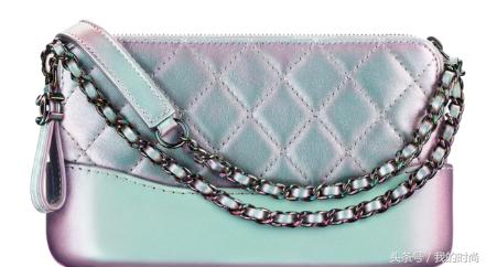 ChanelClutchwithChain最新款千万要慎入呀，看了就想买！