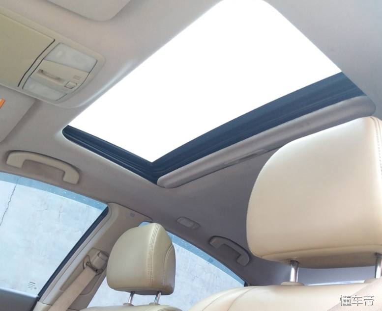 10年车龄的日产天籁,10年天籁有esp吗