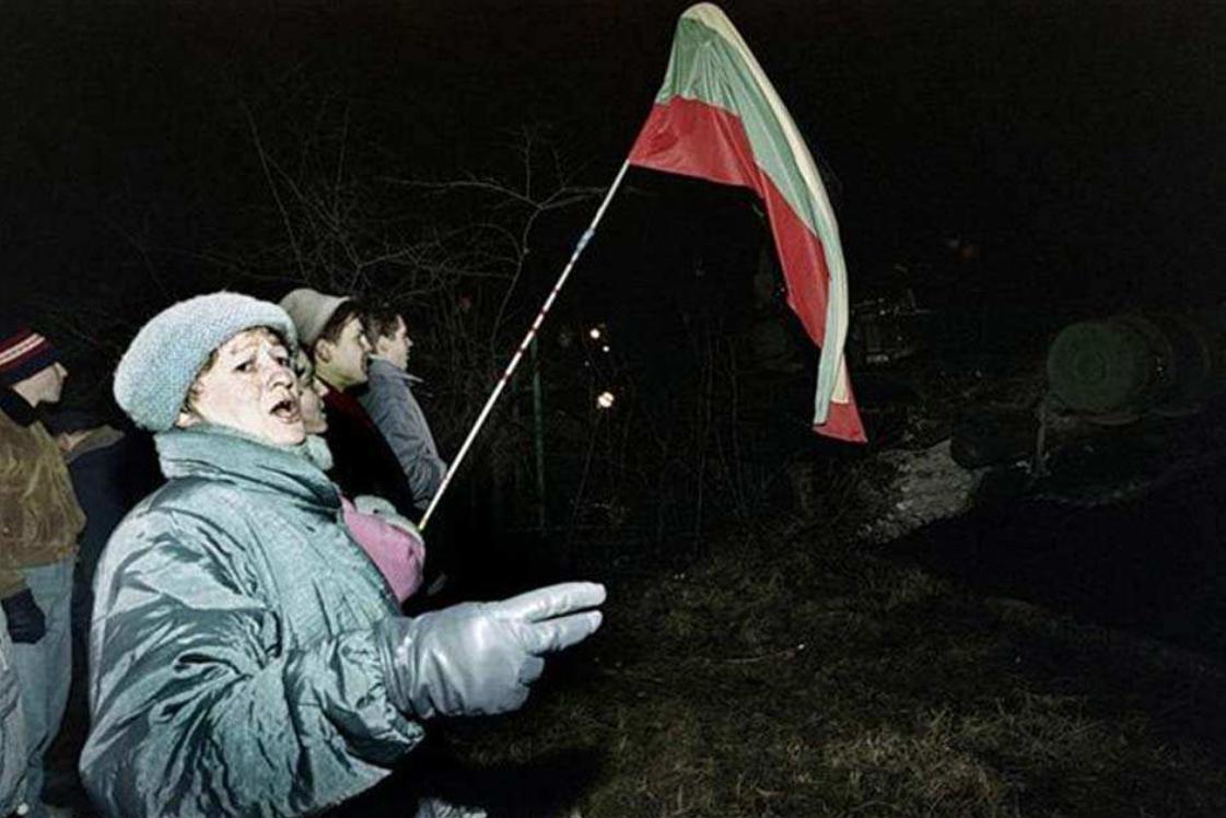 苏联第一个宣布独立的国家,苏联第一个独立的共和国是哪个国