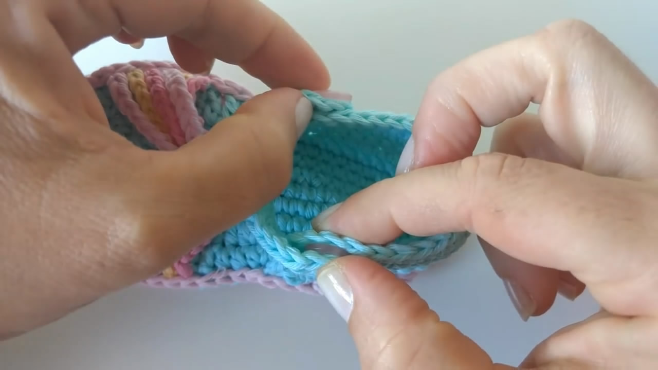 最新钩织婴儿鞋全教程,钩编织婴儿鞋教程全过程