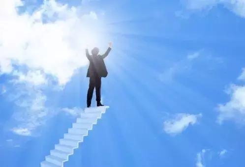 人生这么努力为什么还是不成功 (你在人生的路上为什么总是失败)