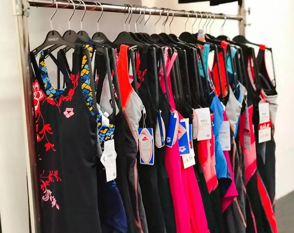 港币汇率跌破33年新低!精心整理的香港省钱购物攻略!