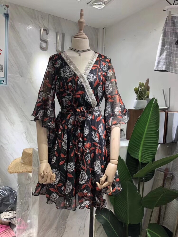 春装个性小众,春装都有啥款