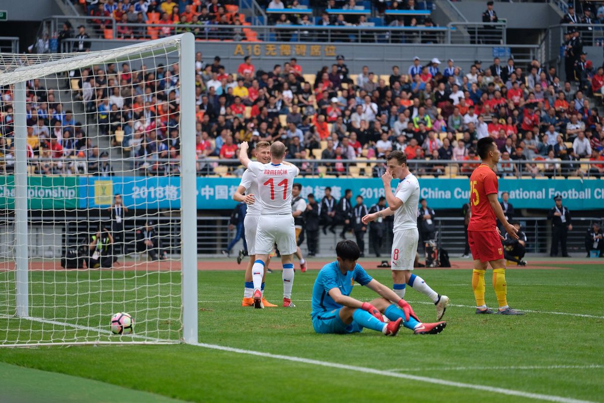 国足第二轮走势分析,国足比赛要在哪里看