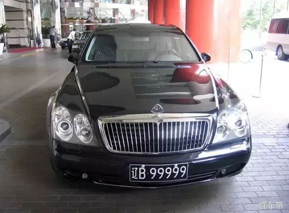 国内第一位迈巴赫车主,中国第一辆迈巴赫是谁买的