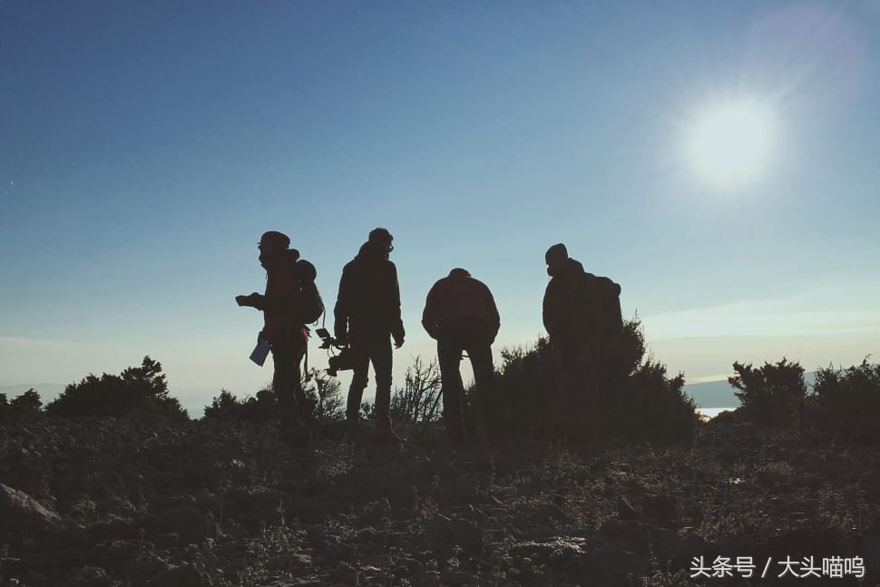 大头喵呜：旅游摄影相关的工作怎么样？