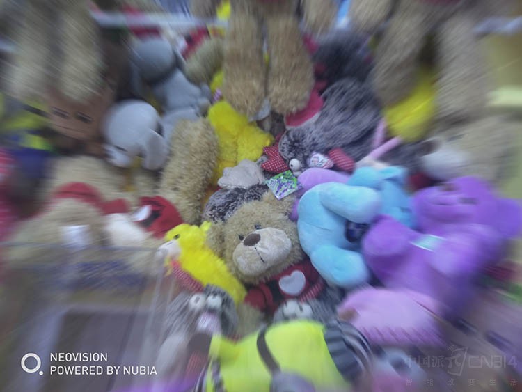 努比亚30w双口氮化镓快充测评,努比亚全面屏手机测评