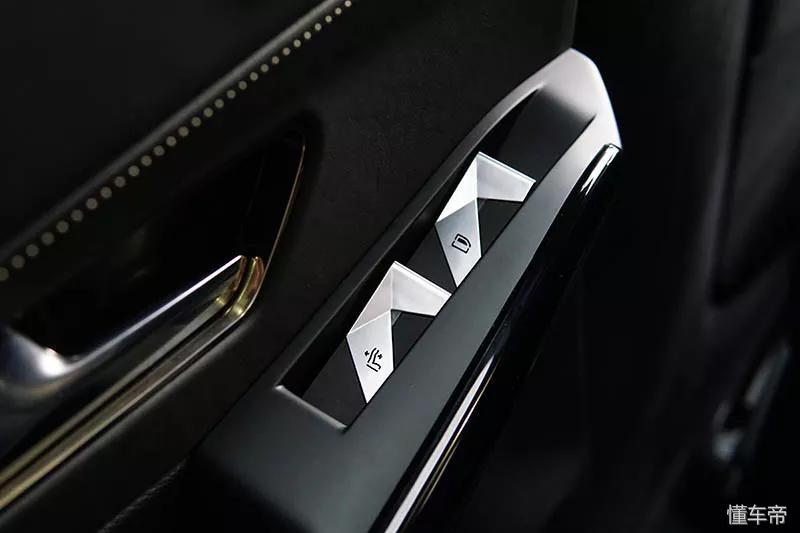 未来感十足新款ds7全球首发亮相,设计为王人性为先试驾国产ds7