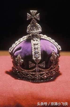 世界上的三顶皇冠,世界上四顶皇冠