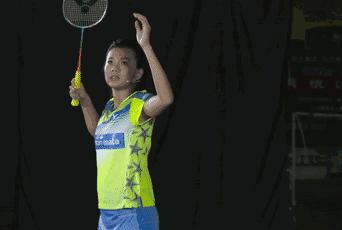 高远球只能打高打不远,高远球需要绕头顶一圈吗