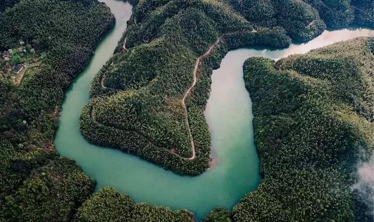 媲美九寨沟的碧湖潭，被誉为萍乡小三峡，是不可错过的世外仙境
