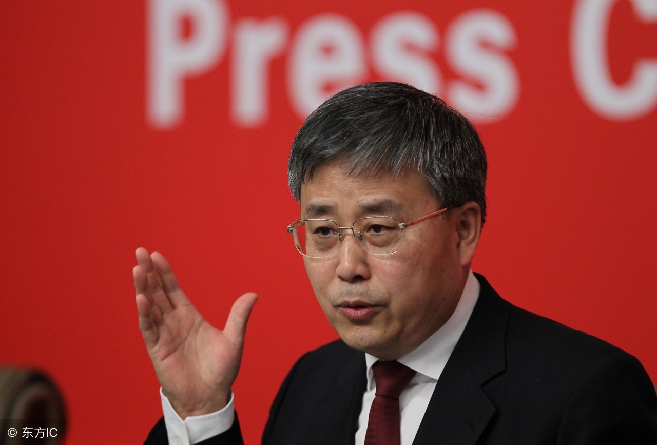 郭树清时刻：火烧“一行*会两**”，最苦保险公司