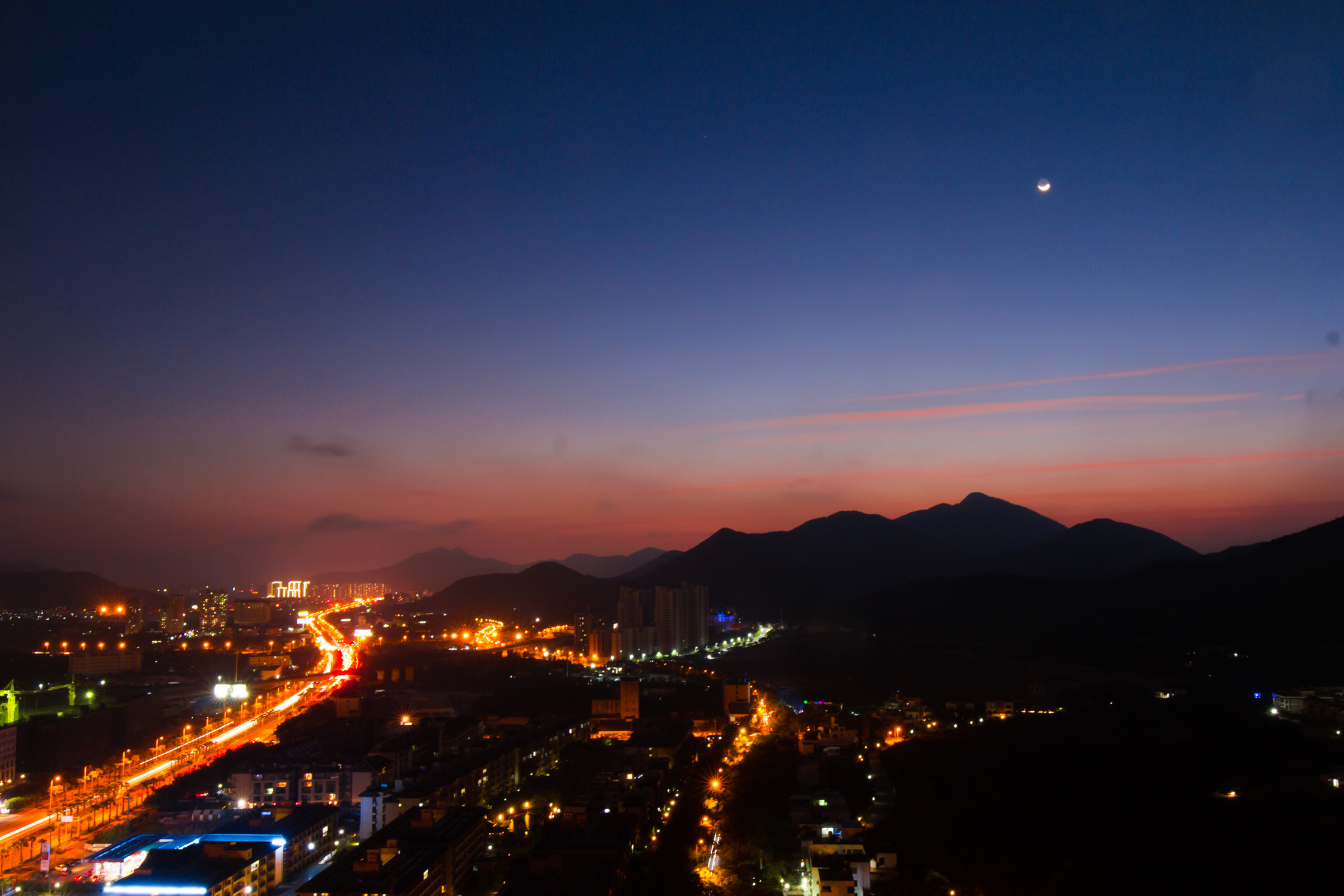 佳能ef1635f4还有全新的镜头吗,佳能ef16-35mmf2.8样片