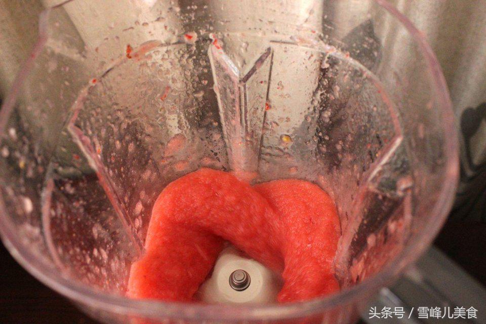 夏日自制冷饮沙冰,如何自制真正的水果冰沙