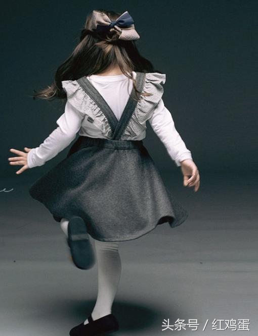 今年冬季童装流行款式,2022年童装秋冬款流行哪些元素