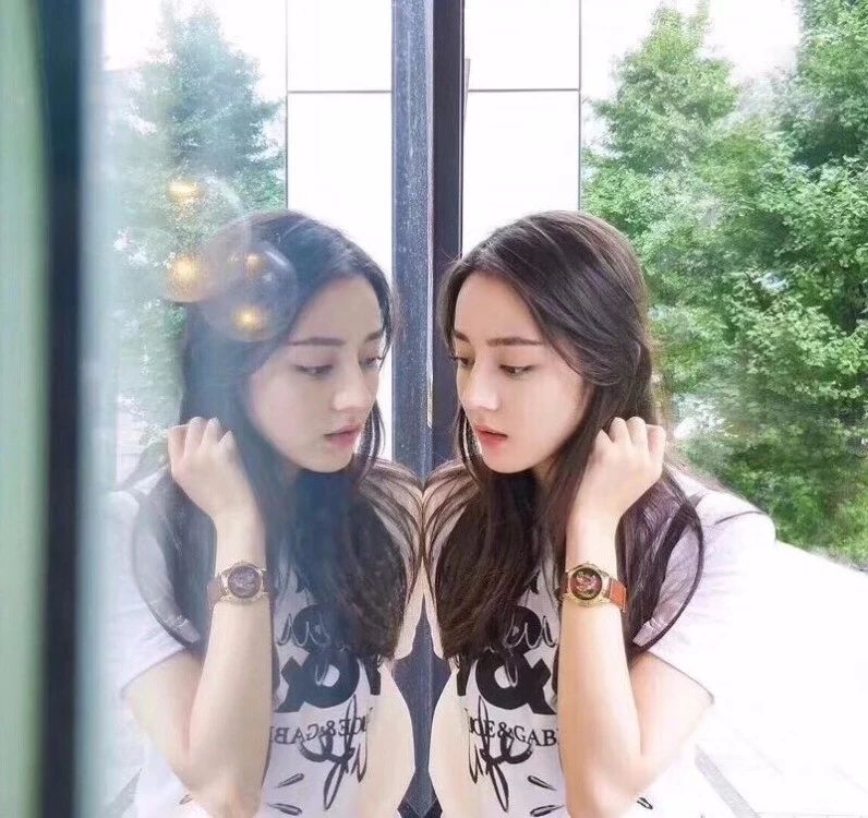 今年流行的ins风短袖t恤,日系潮牌超火ins宽松短袖t恤