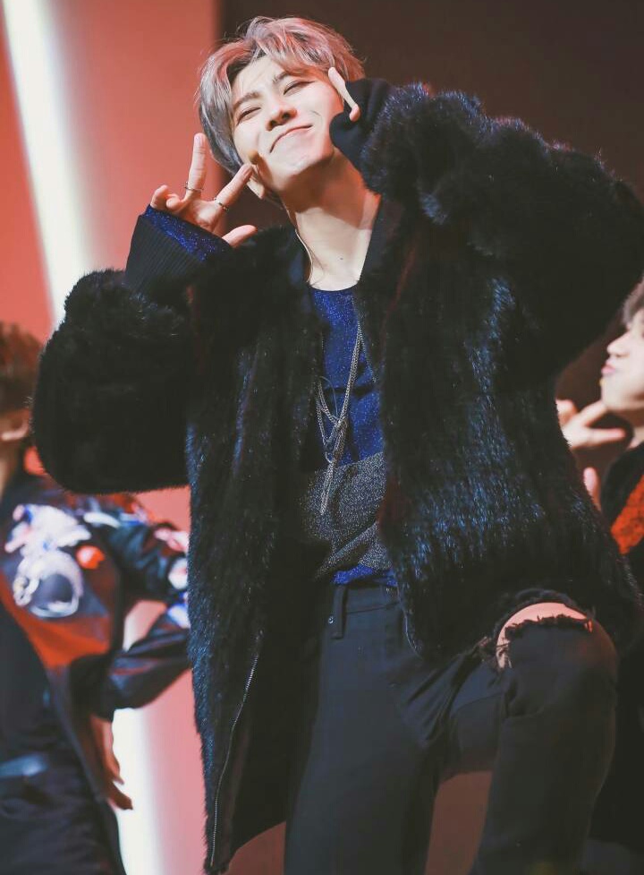 偶像练习生蔡徐坤张艺兴评价打分,偶像练习生蔡徐坤张艺兴点评