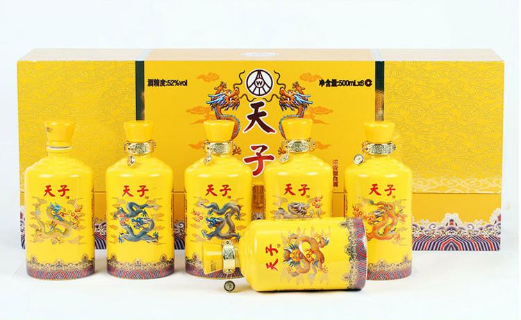 五粮液与五粮液1618是一样的酒吗,55度五粮液是五粮液的正品酒吗