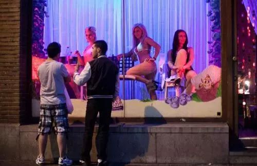 赌博、吸毒、嫖娼？带你重新认识荷兰这座“成人迪士尼”