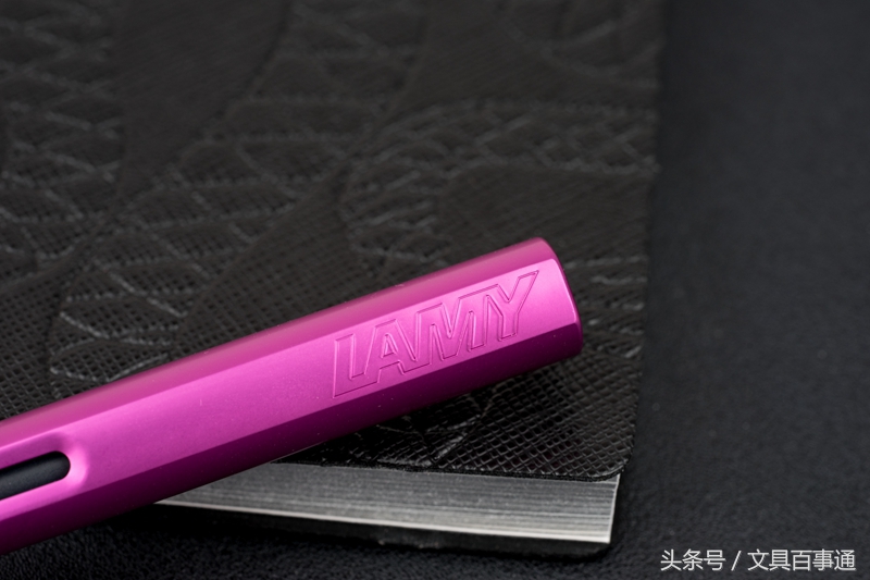 活力满满，LamyAl-Star2018年特别色活力粉钢笔实物体验