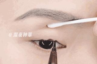 永远学不会画眼线的自己,不会画眼线我来教你