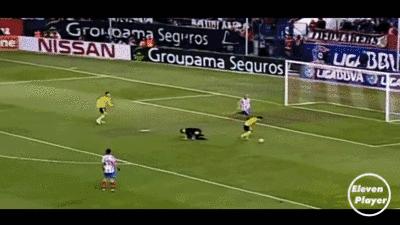 足球各部位停球基本功,足球三种停球技巧教案